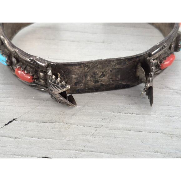 Vintage Wayne Cheama Zuni Sterling Silver Turquoise and Coral Watch Cuff - Picture 5 of 7